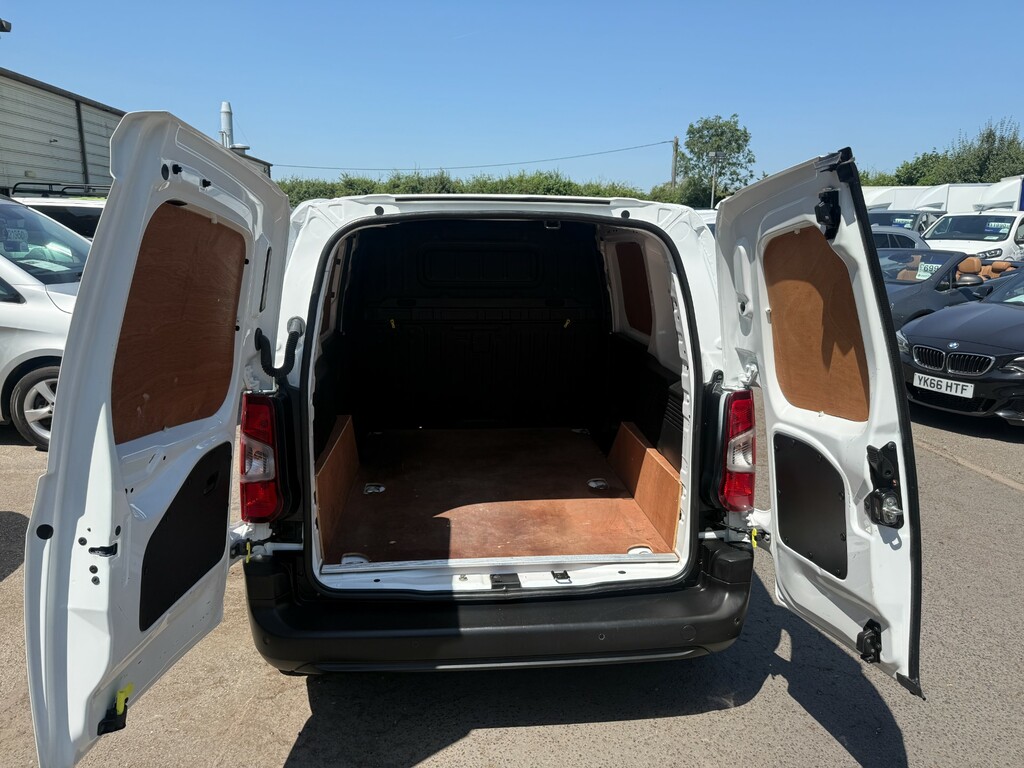 Citroen Berlingo 1.5L Enterprise M Pro White #8