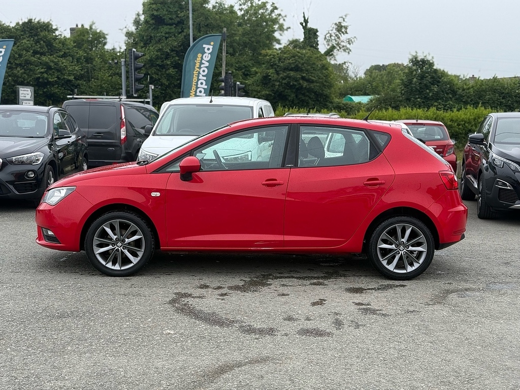 Seat Ibiza Tsi I Tech Red #4