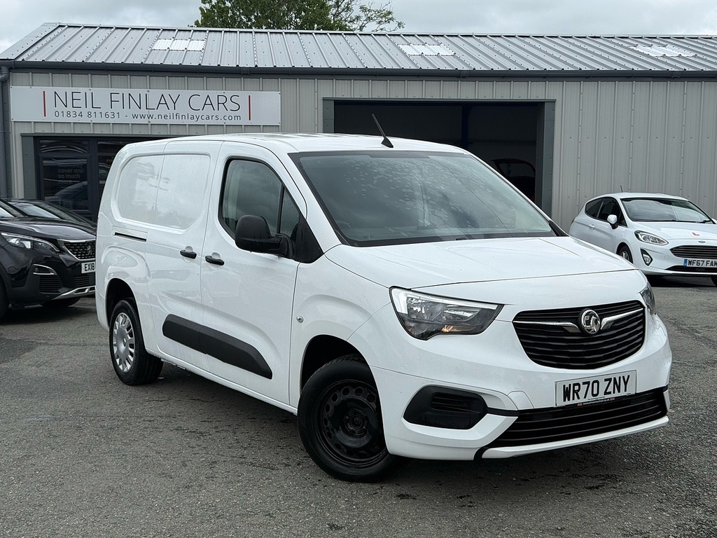 Vauxhall Combo Turbo D 2300 Sportive WR70ZNY White