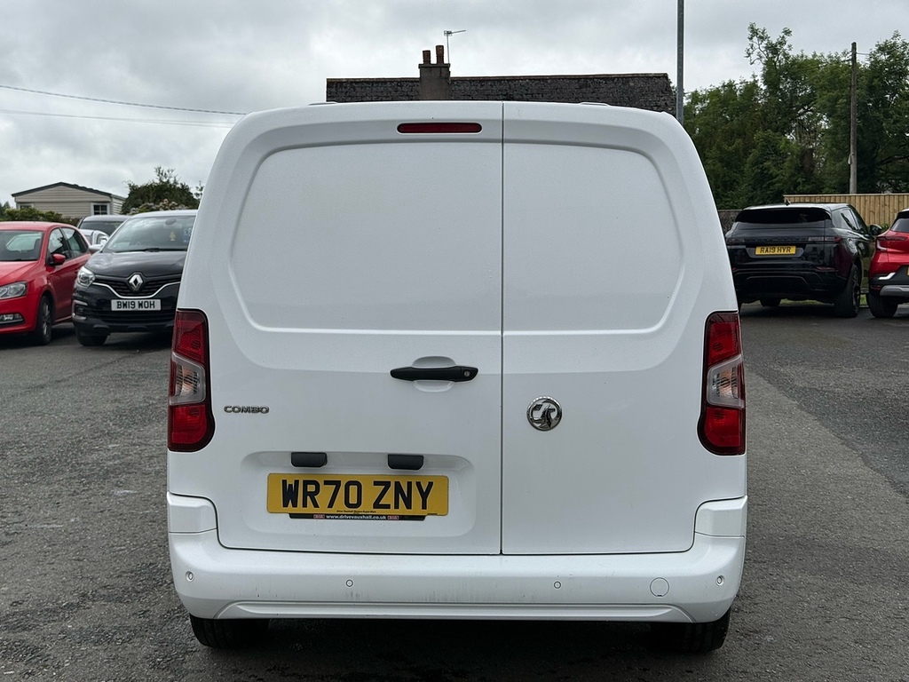 Vauxhall Combo Turbo D 2300 Sportive WR70ZNY White #6