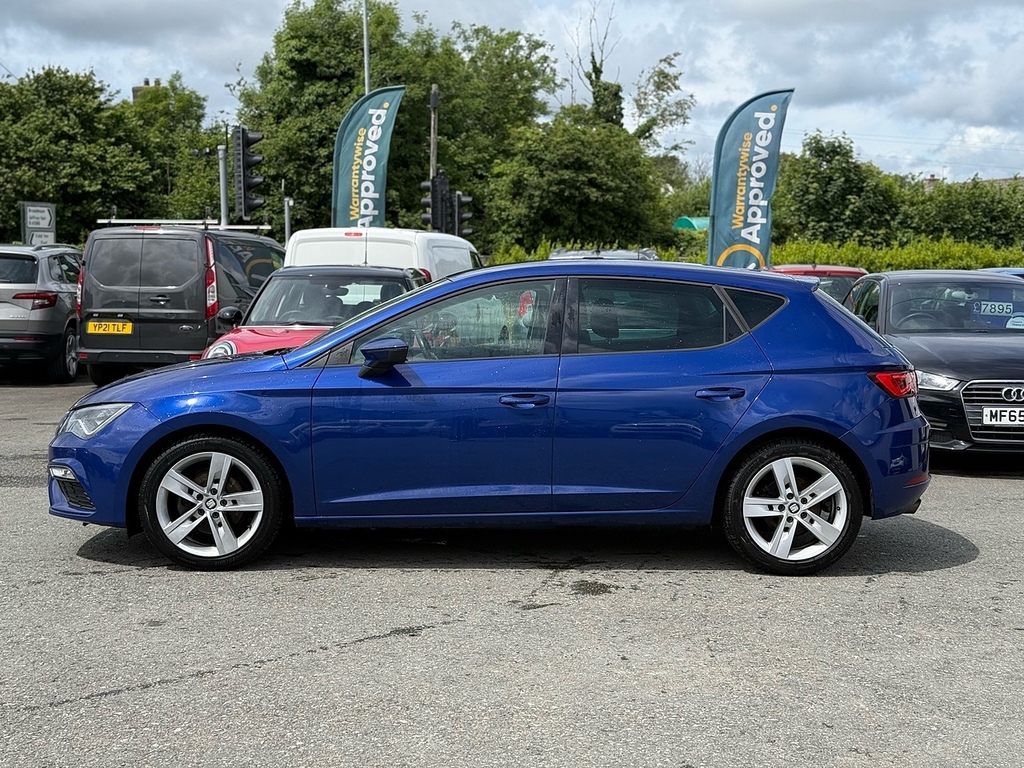 Seat Leon Tsi Evo Fr CY69LMF Blue #4