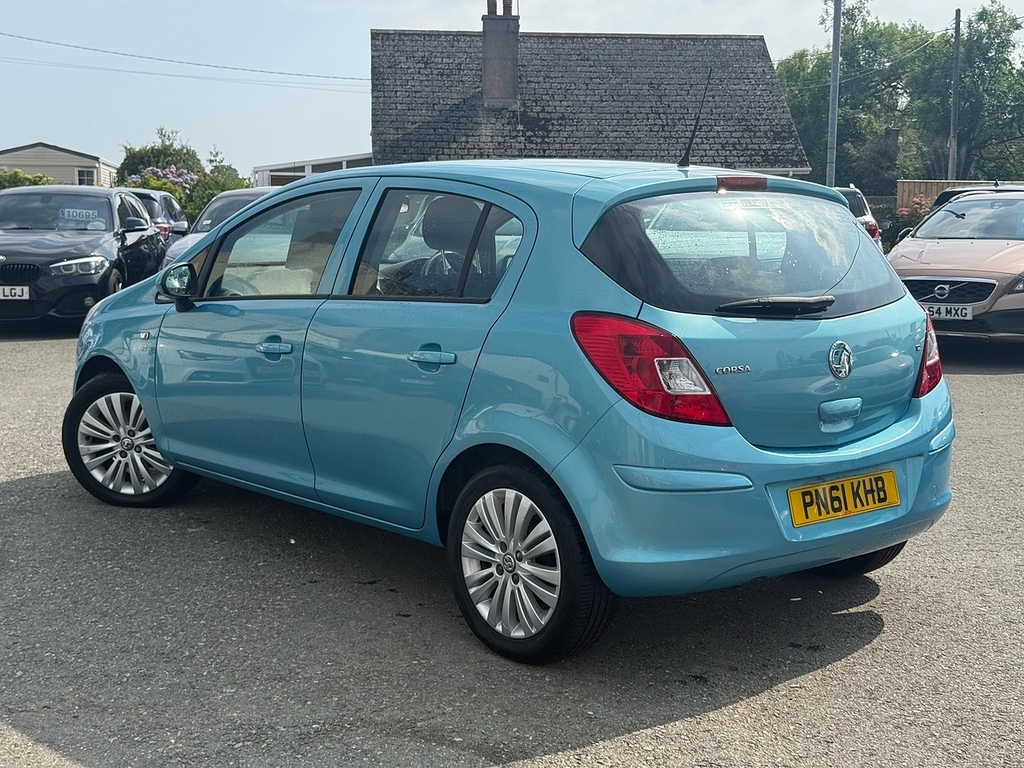 Vauxhall Corsa Excite Blue #4