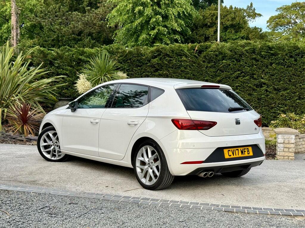 Seat Leon 2.0 Tdi Fr Technology Dsg Euro 6 Ss 20171 CV17WFB White #2