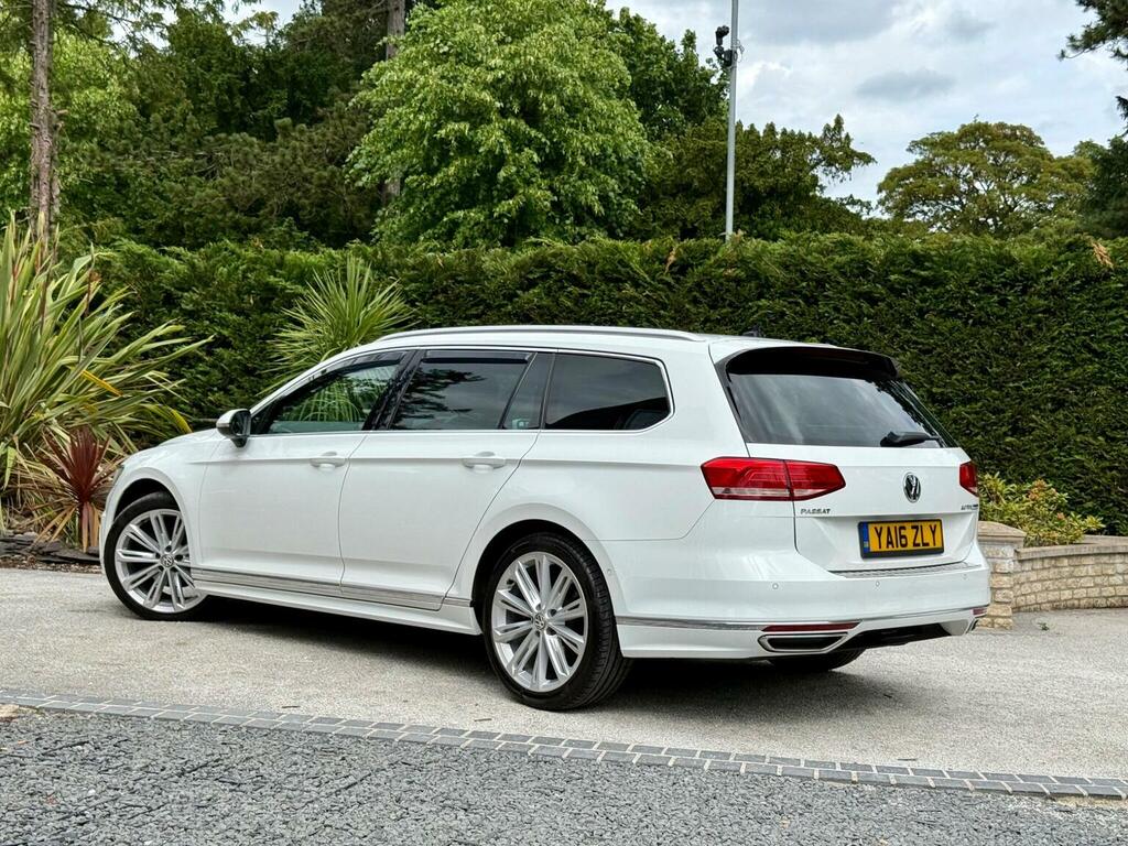 Volkswagen Passat 2.0 Tdi Bluemotion Tech R-line Dsg Euro 6 Ss White #2