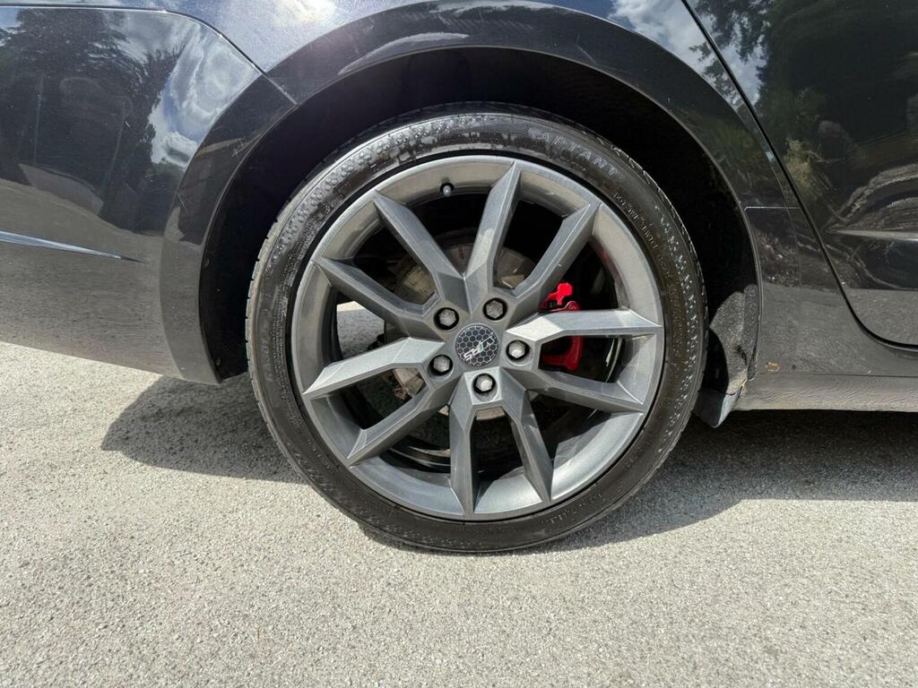 Skoda Octavia 1.6L Elegance Grey #23