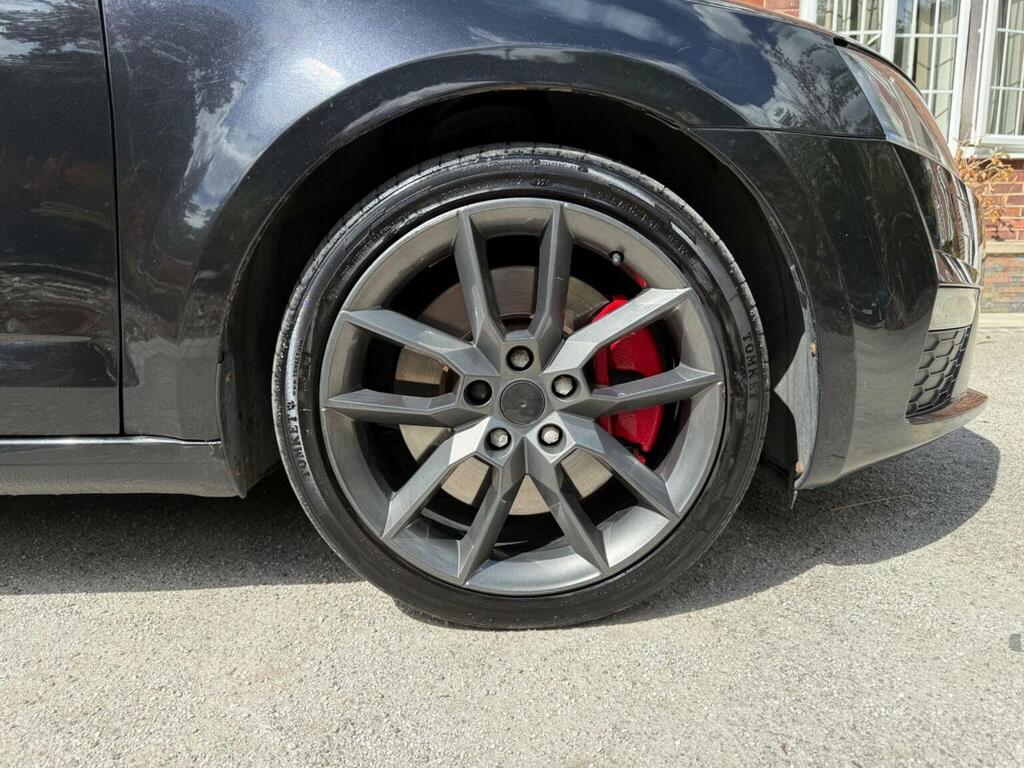 Skoda Octavia 1.6L Elegance Grey #26