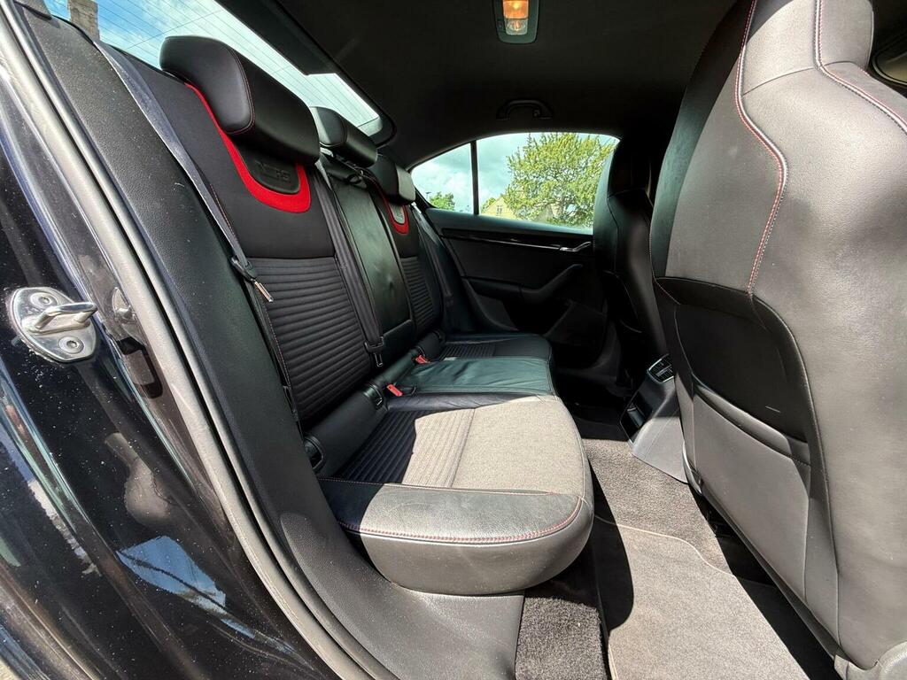 Skoda Octavia 1.6L Elegance Grey #14