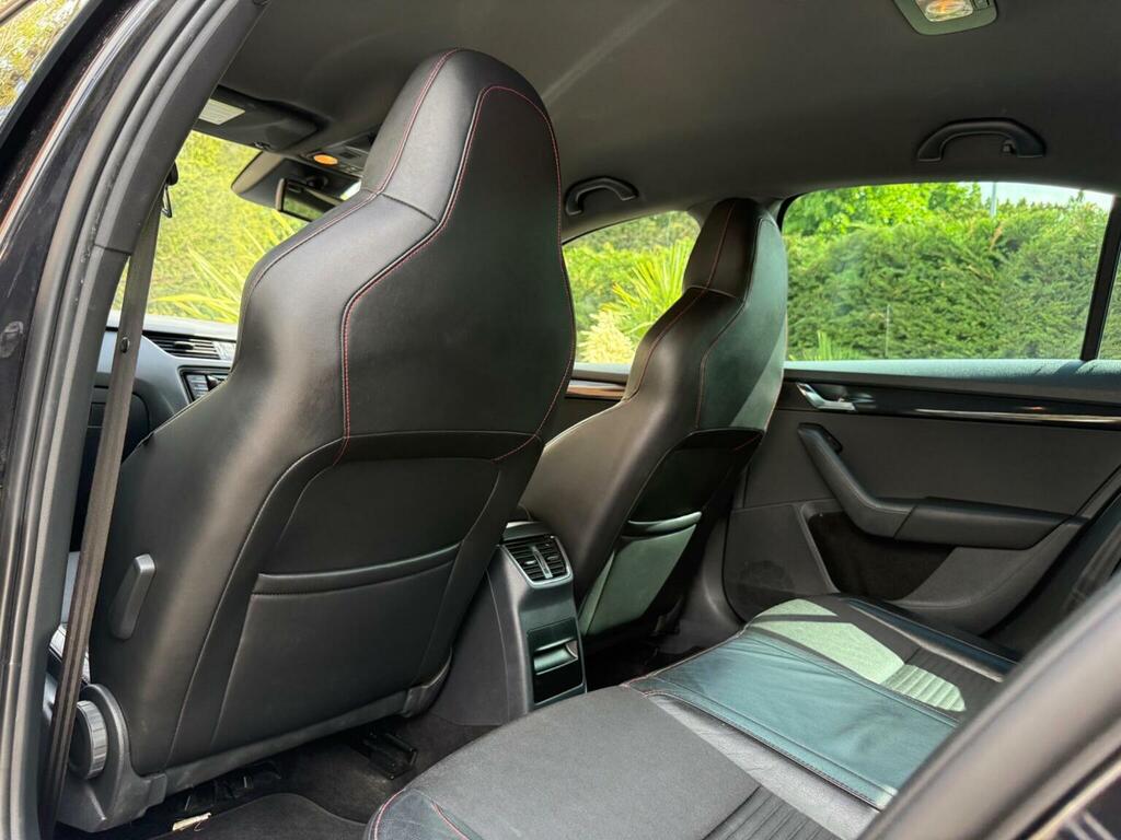 Skoda Octavia 1.6L Elegance Grey #17