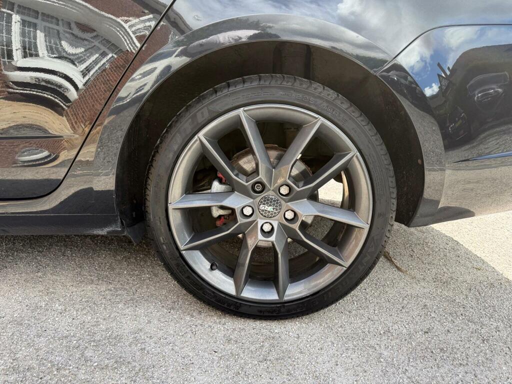Skoda Octavia 1.6L Elegance Grey #24