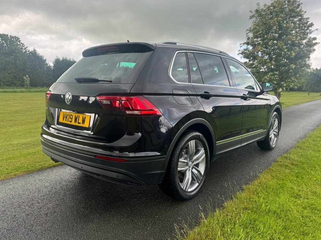 Volkswagen Tiguan 1.5L Match VK19WLW Black #3