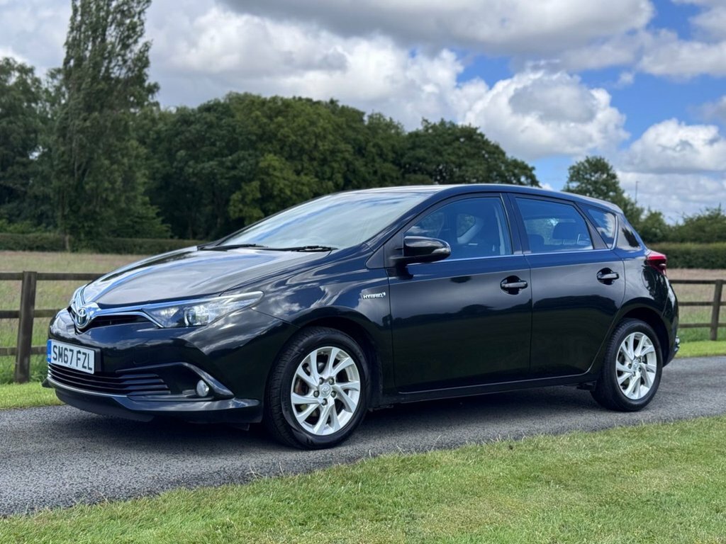 Toyota Auris Excel Black #8