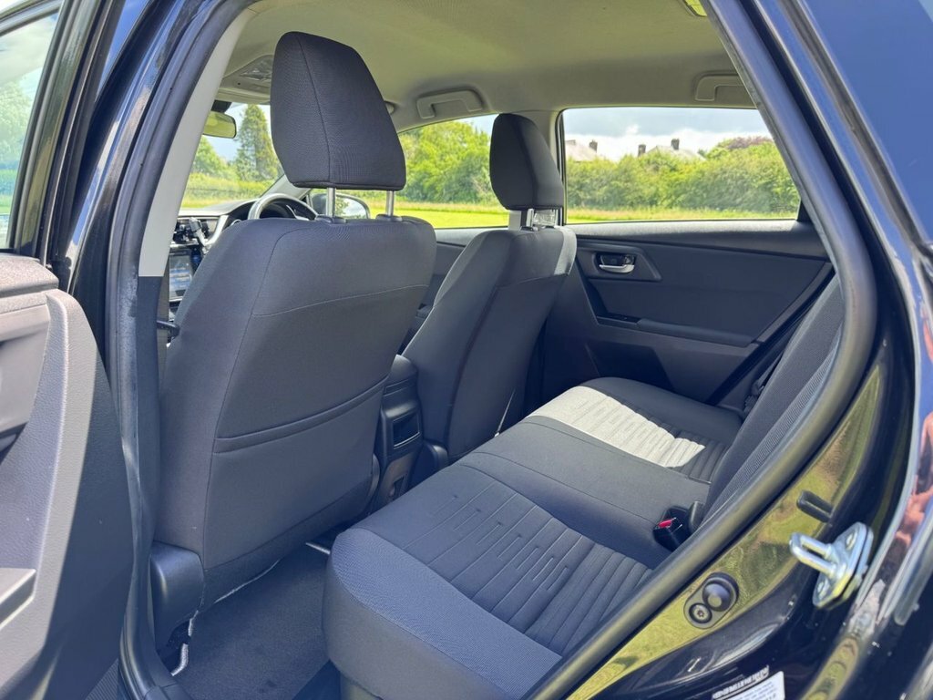 Toyota Auris Excel Black #20