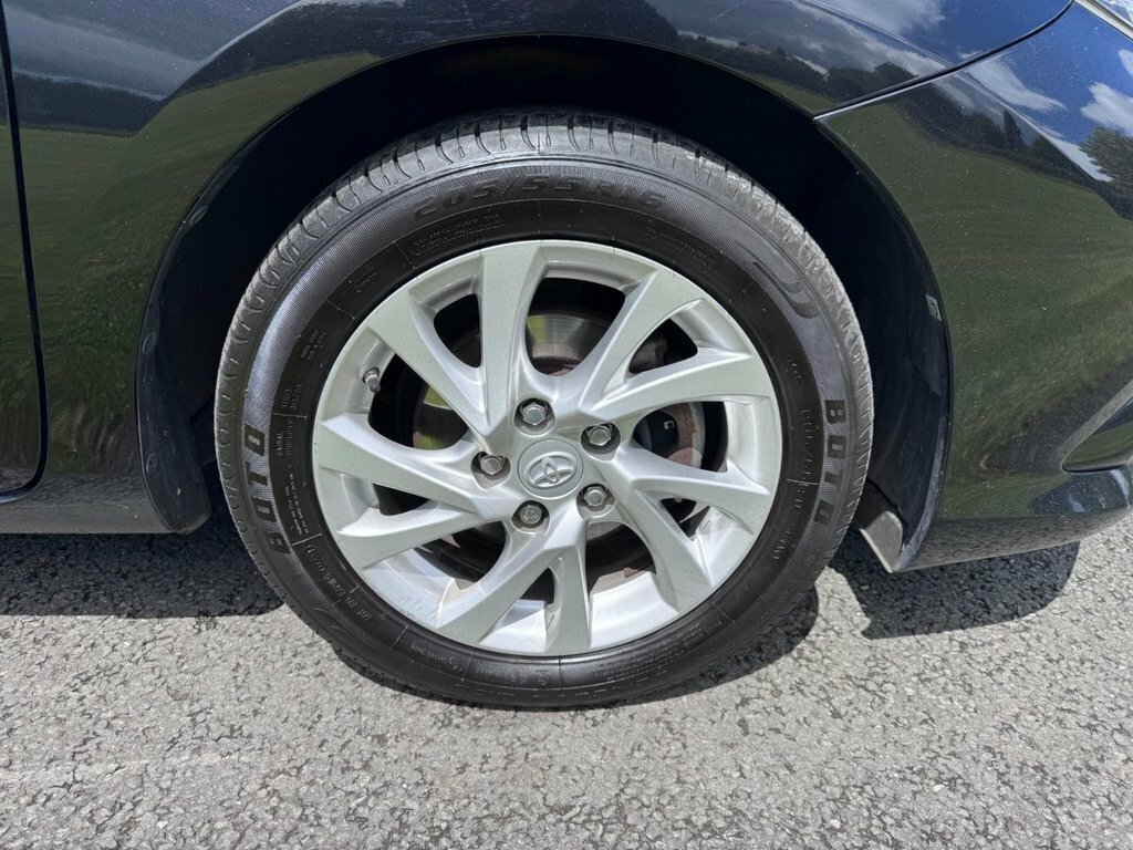 Toyota Auris Excel Black #14