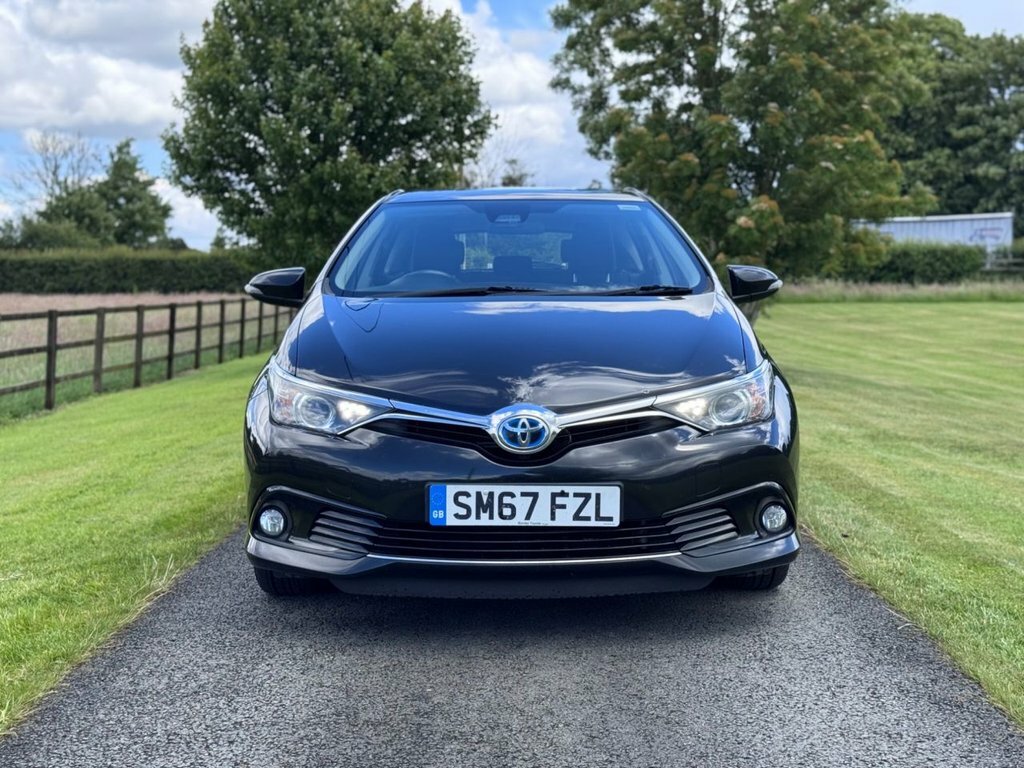 Toyota Auris Excel Black #10