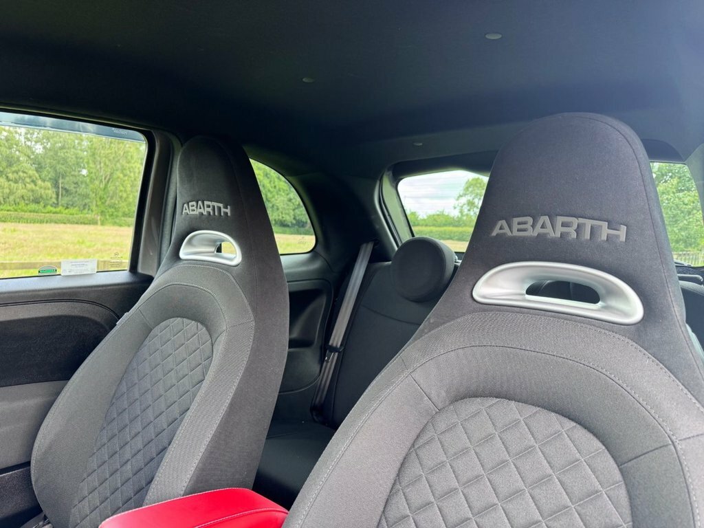 Abarth 595 1.4 T-jet 165 Turismo Black #18