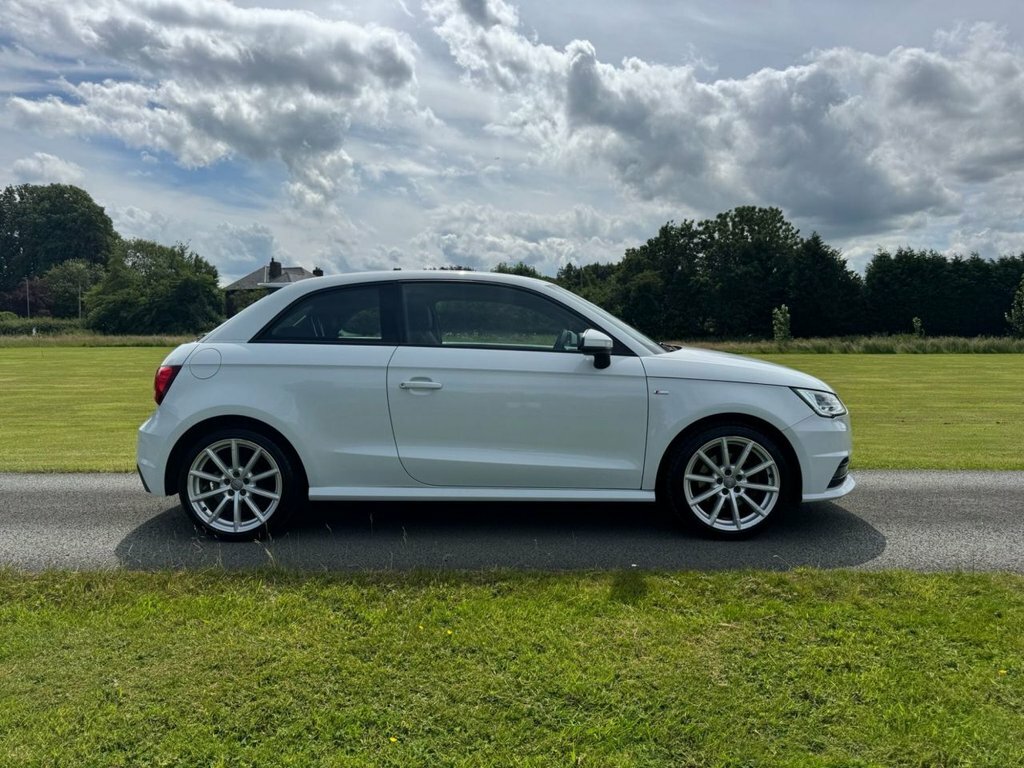 Audi A1 1.4L S Line White #2