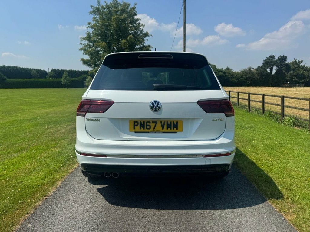 Volkswagen Tiguan 2L R-line PN67VMM White #3