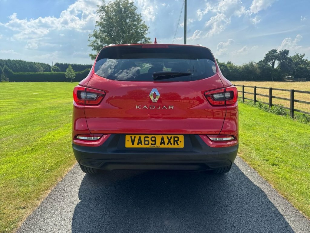 Renault Kadjar 1.3L Iconic Red #4