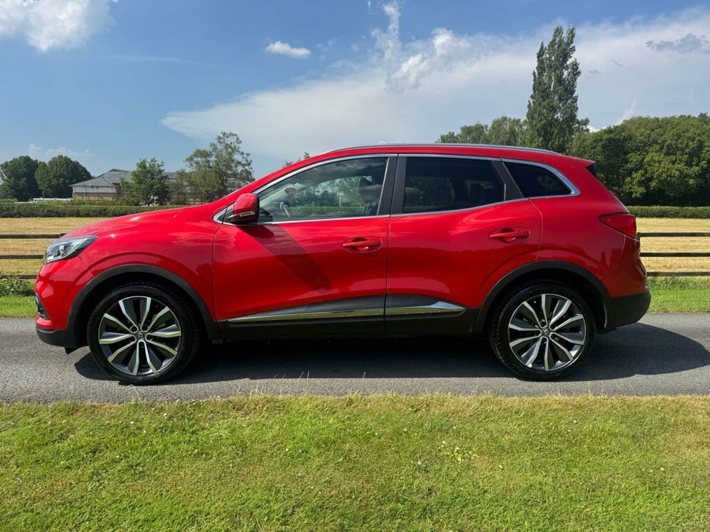 Renault Kadjar 1.3L Iconic Red #6