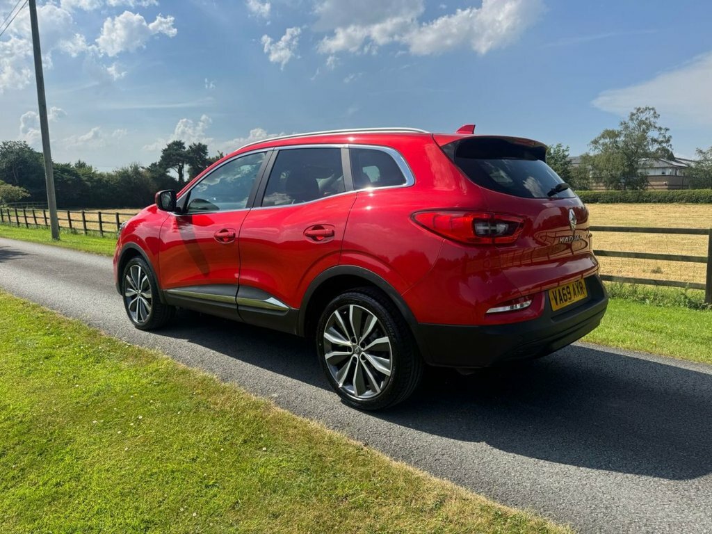 Renault Kadjar 1.3L Iconic Red #5
