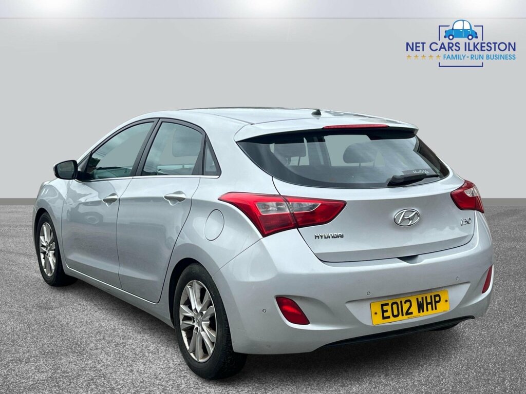 Hyundai I30 1.6 Crdi Blue Drive Style Euro 5 Ss Silver #4
