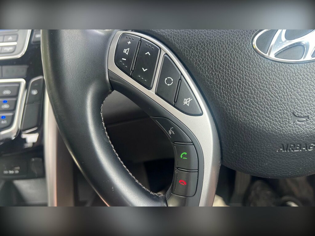 Hyundai I30 1.6 Crdi Se Euro 5 White #13