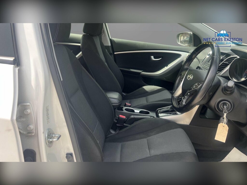 Hyundai I30 1.6 Crdi Se Euro 5 White #9