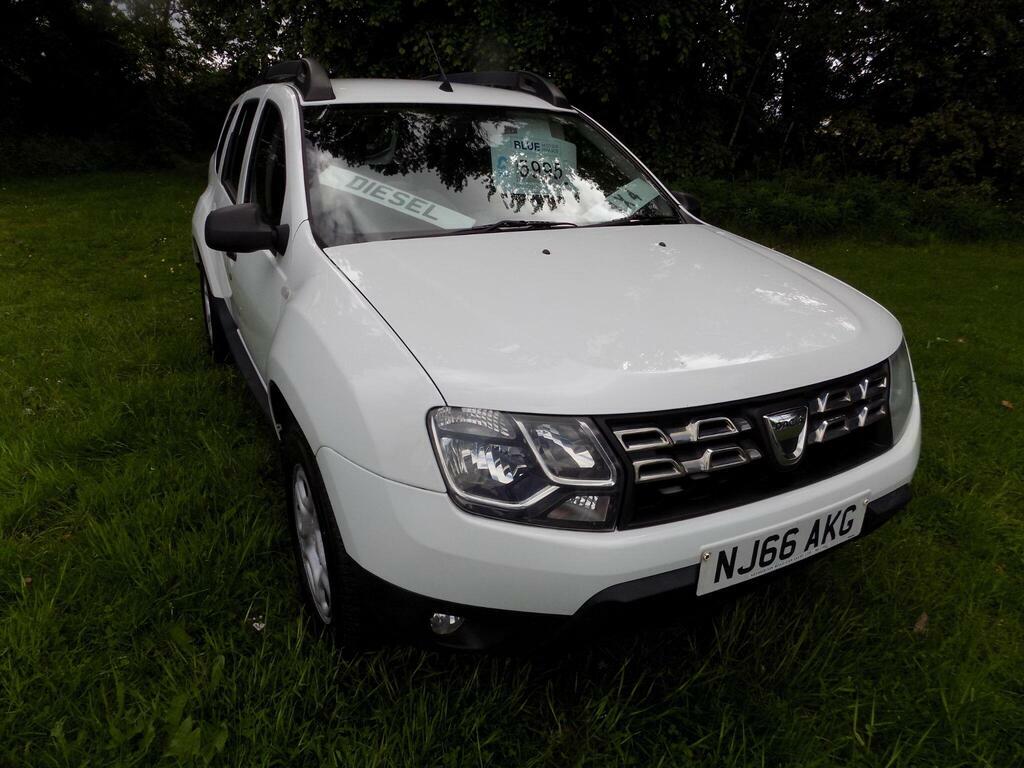 Dacia Duster 1.5 Dci Ambiance 4Wd Euro 6 S S NJ66AKG White #2
