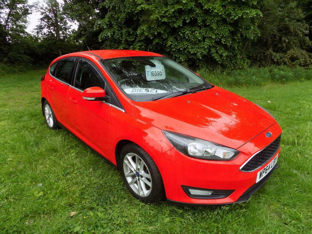 Ford Focus 1.5 Tdci Zetec Euro 6 S S Red