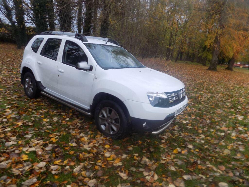 Dacia Duster 1.5 Dci Laureate Euro 6 S S White
