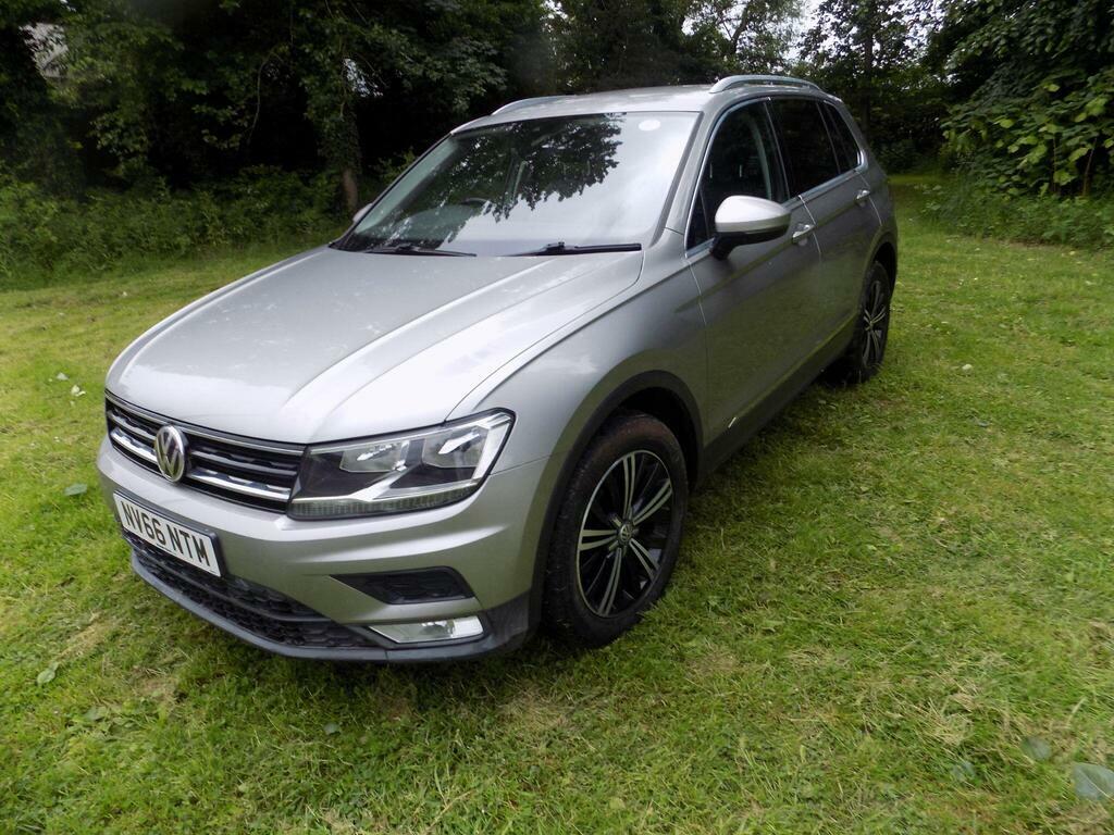 Volkswagen Tiguan 2.0 Tdi Bluemotion Tech Se Navigation Dsg 4Motion NV66NTM Silver #4
