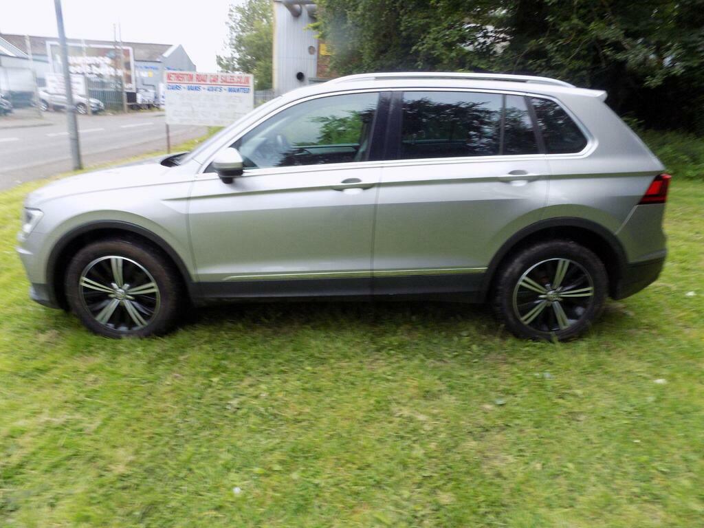 Volkswagen Tiguan 2.0 Tdi Bluemotion Tech Se Navigation Dsg 4Motion NV66NTM Silver #6