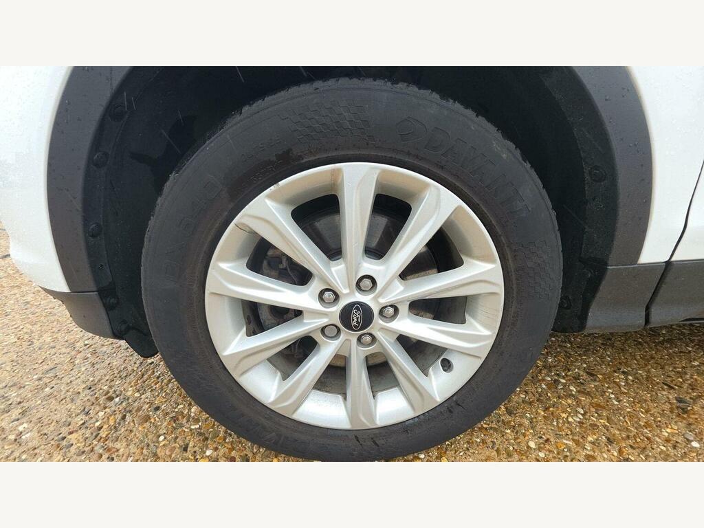 Ford Kuga Hatchback Black #30