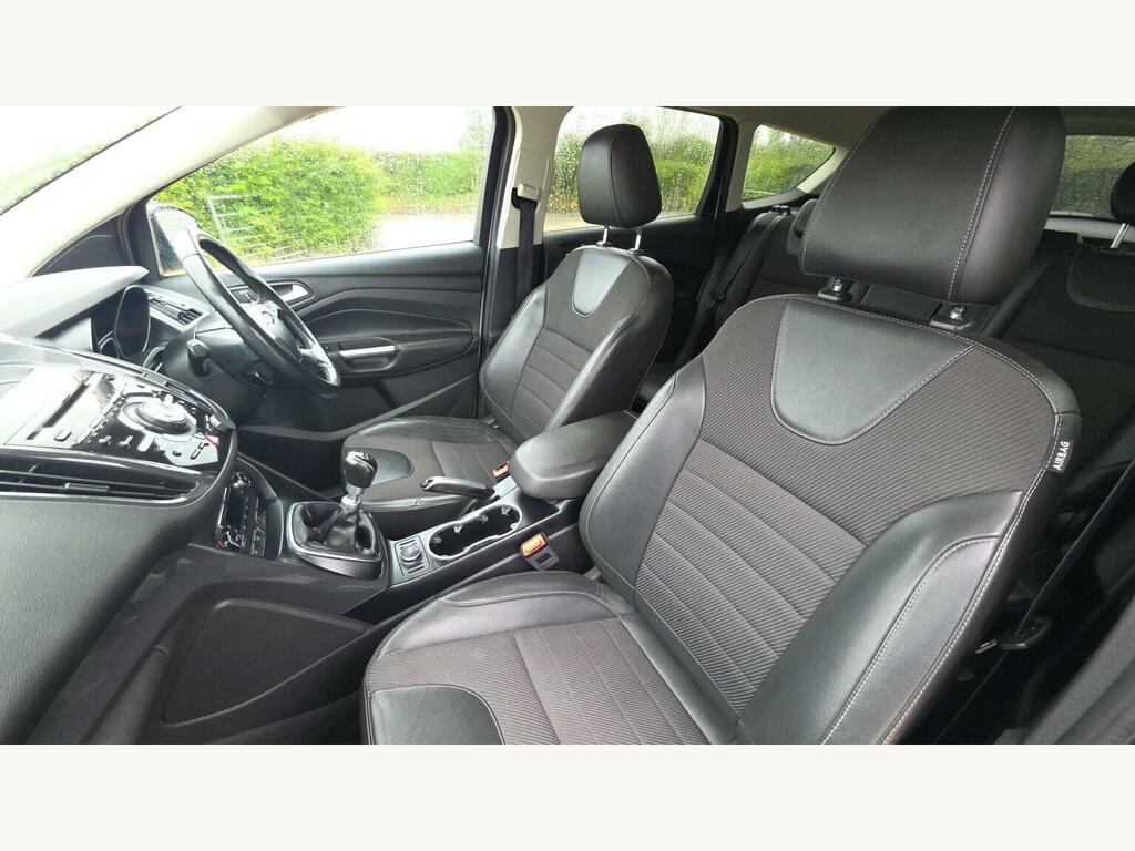 Ford Kuga Hatchback Black #14