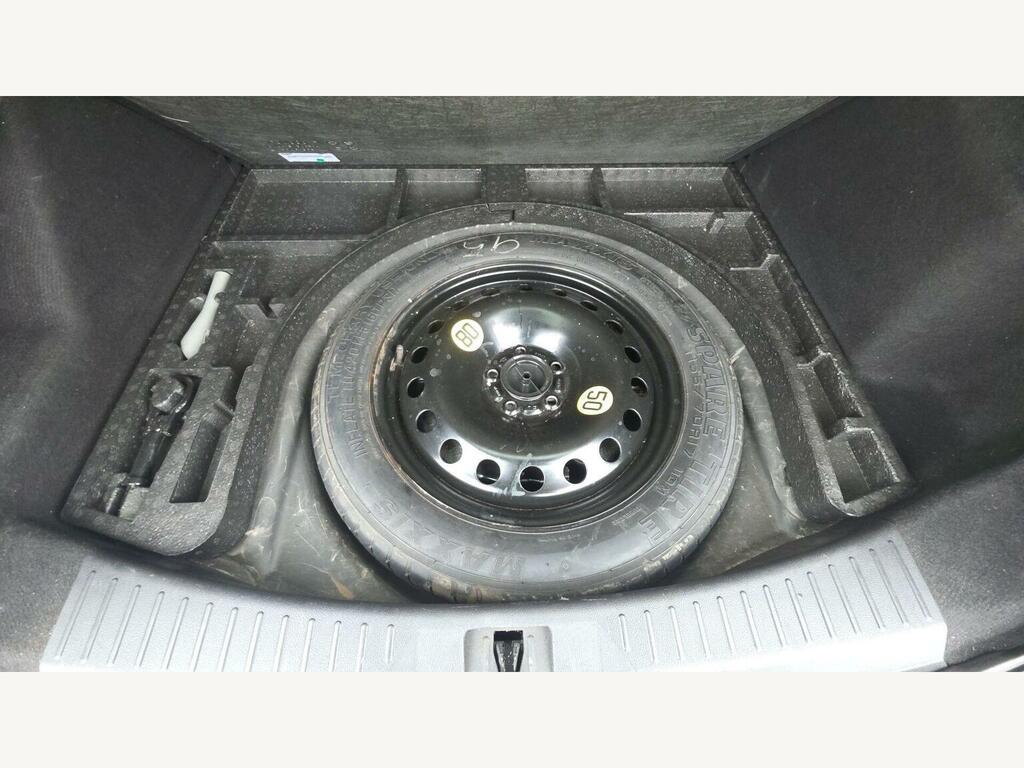 Ford Kuga Hatchback Black #27