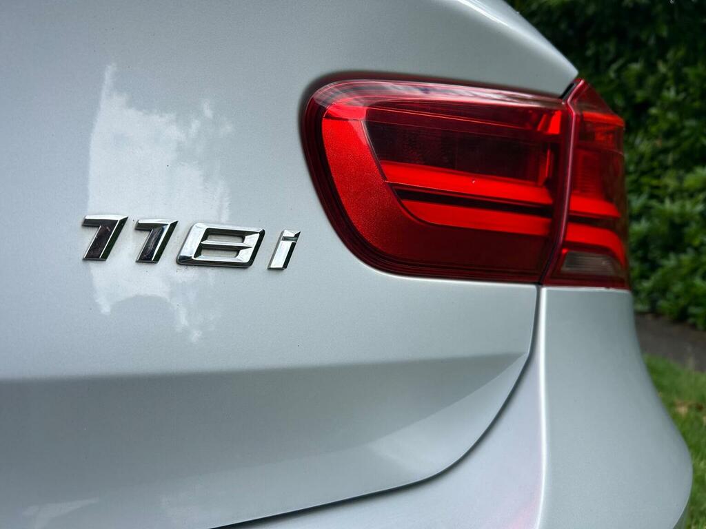 BMW 1 Series Hatchback 1.5 118I Sport Euro 6 Ss 20 YB67OXG Silver #4