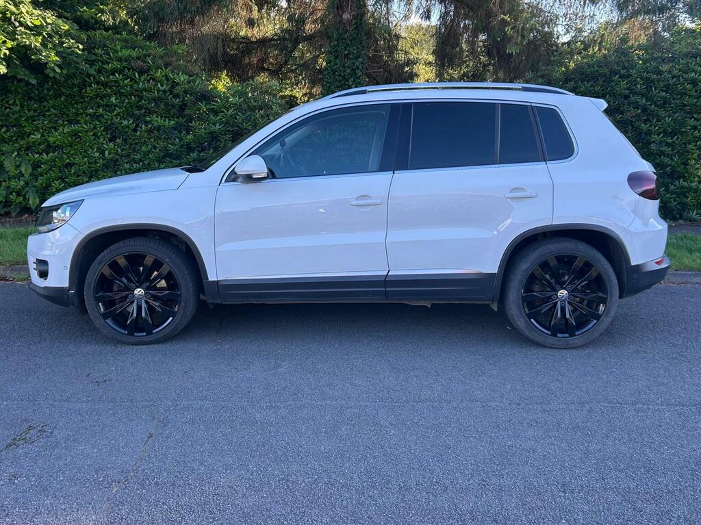 Volkswagen Tiguan Suv 2.0 Tdi Bluemotion Tech Match 2Wd Euro 5 Ss CE15LXY White #2