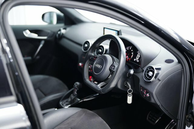 Audi A1 1.4 Tfsi Cod Black Edition Sportback S GV17UVG Black #6
