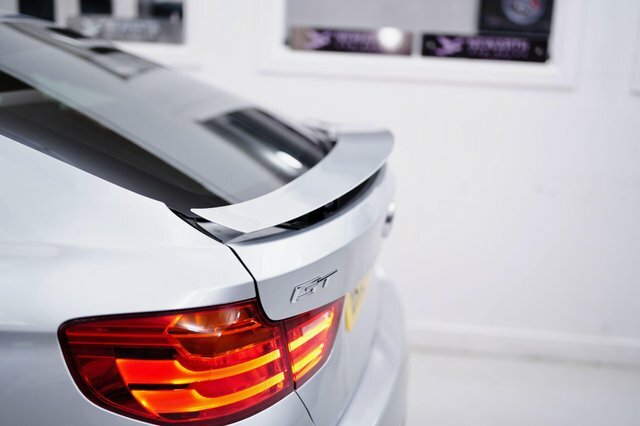 BMW 3 Series Gran Turismo Hatchback White #25