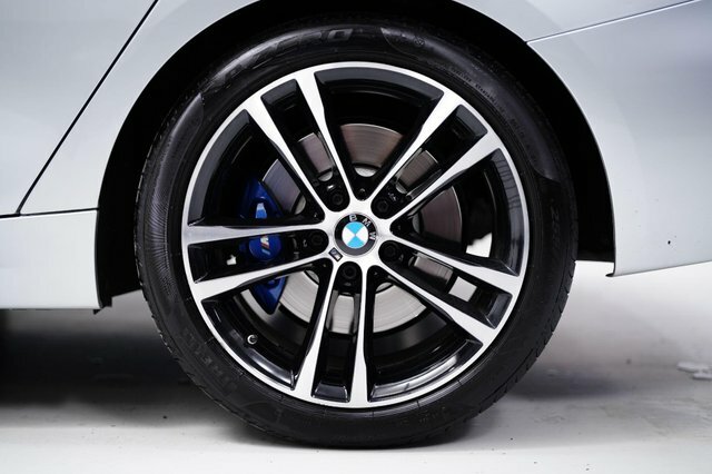 BMW 3 Series Gran Turismo Hatchback White #26