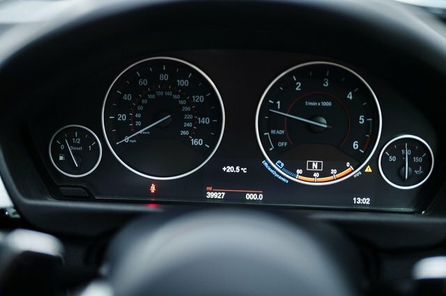 BMW 3 Series Gran Turismo Hatchback White #36