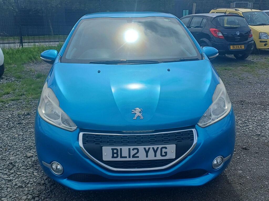 Peugeot 208 Active Blue #2