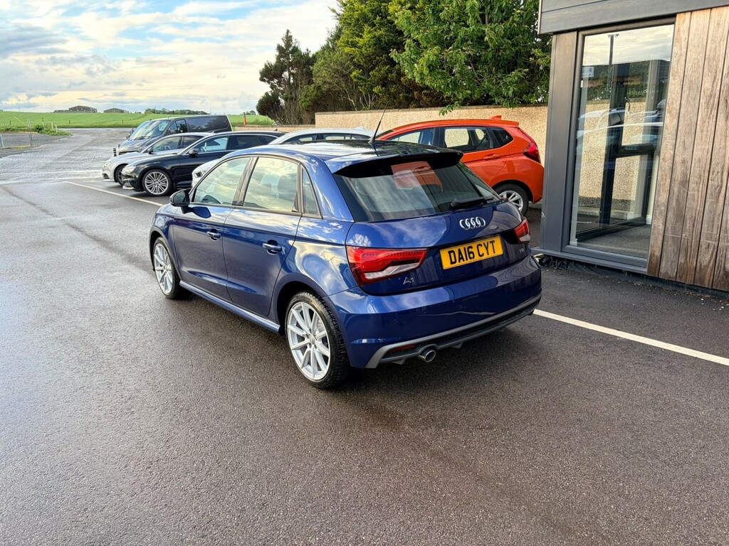 Audi A1 1.6 Tdi S Line Blue #4
