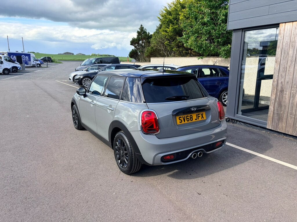 Mini Hatch 2.0 5-Door Hatch Cooper S Classic SV68JFX Grey #4