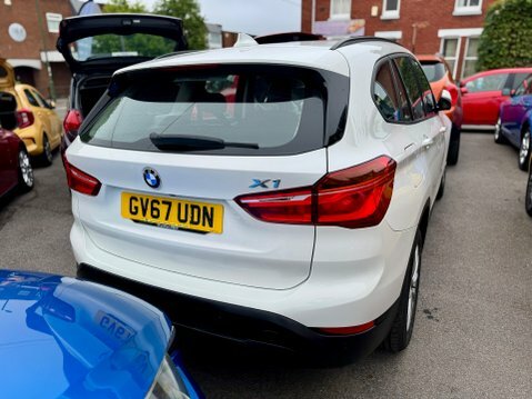 BMW X1 Sdrive18i Se White #5