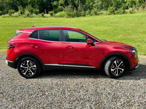 Kia Sportage Launch Edition Isg CV22RTZ Red #2