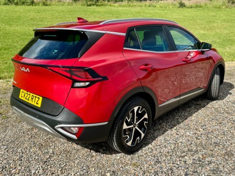 Kia Sportage Launch Edition Isg CV22RTZ Red #3