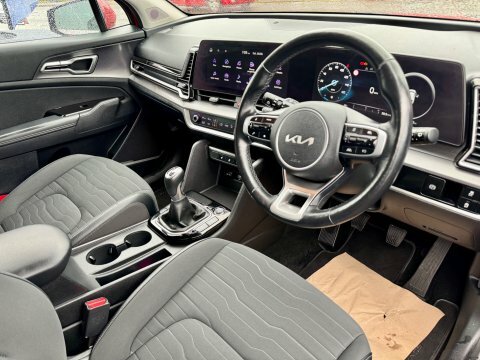 Kia Sportage Launch Edition Isg CV22RTZ Red #3