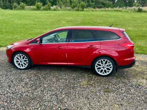 Ford Focus Titanium X Tdci Red #6