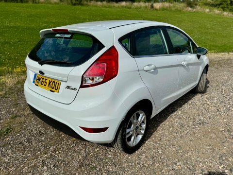 Ford Fiesta Zetec White #3